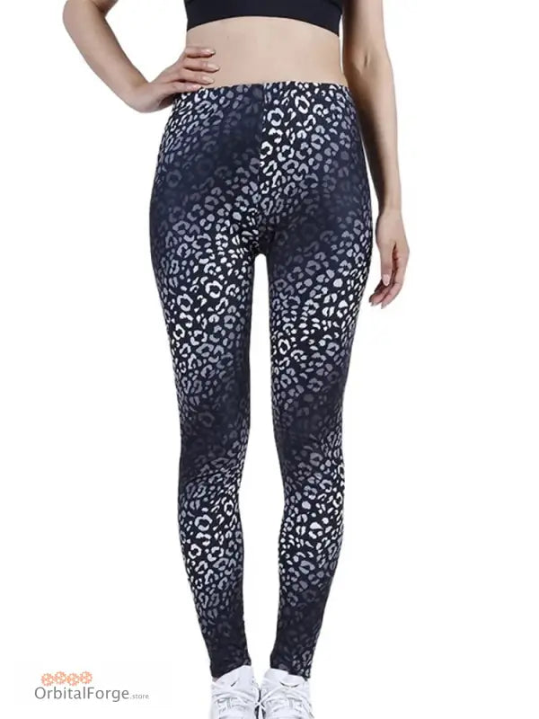 Black and White Leopard Print Slim Stretch Camouflage Leggings in stylish athletic design