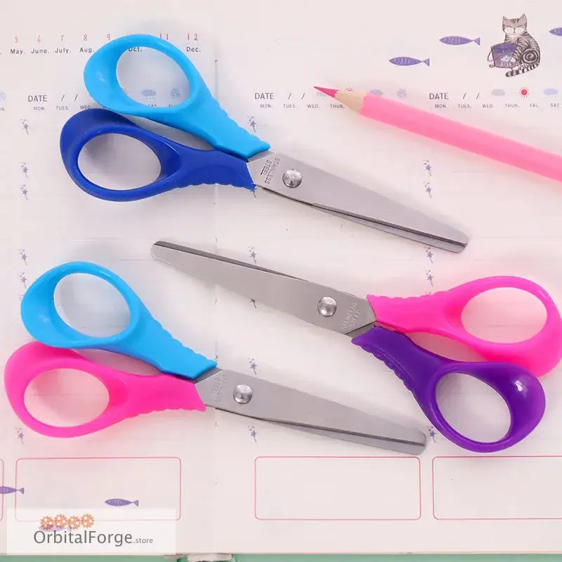 Children’s Round Head Safety Scissors - Plastic DIY Paper-Cutting Tool for Nursery & Art Projects