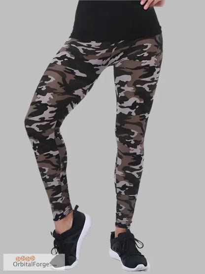 Camouflage leggings with slim stretch paired with black sneakers for casual wear