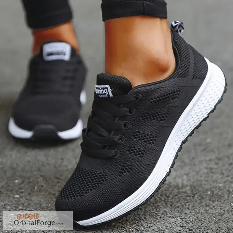 Women’s Lightweight Lace-Up Black Flats - Breathable Mesh Walking Shoes Plus Size Round Toe Nurse Sneakers for Casual